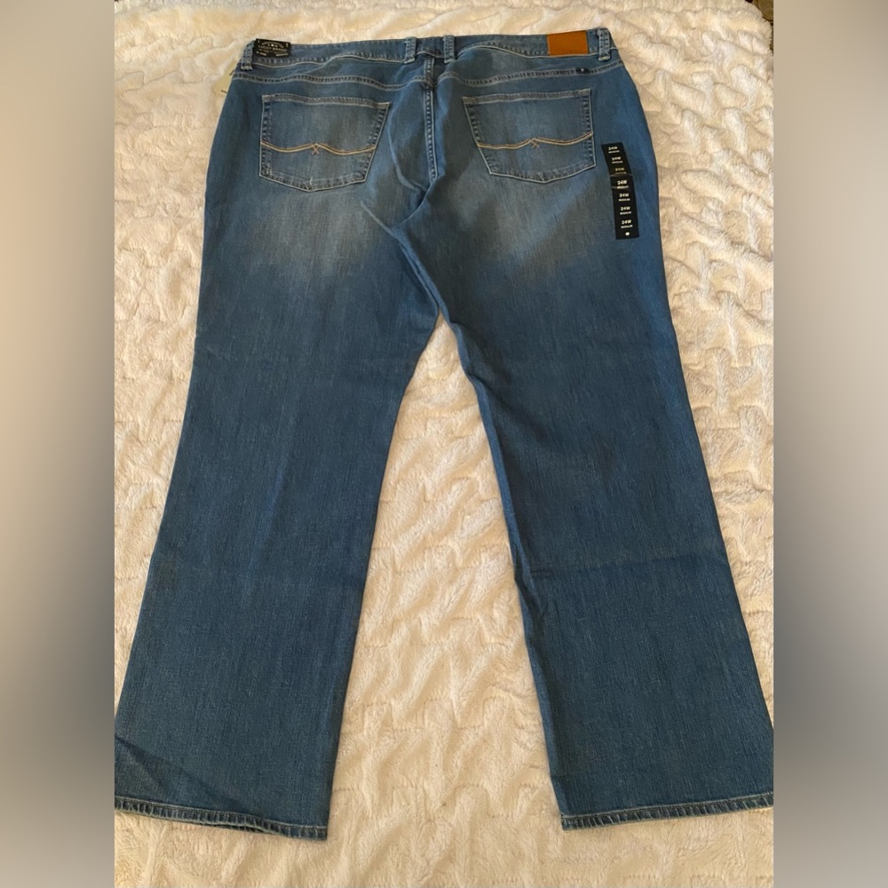 Lucky Brand Georgia Straight Jeans - Picture 5 of 11
